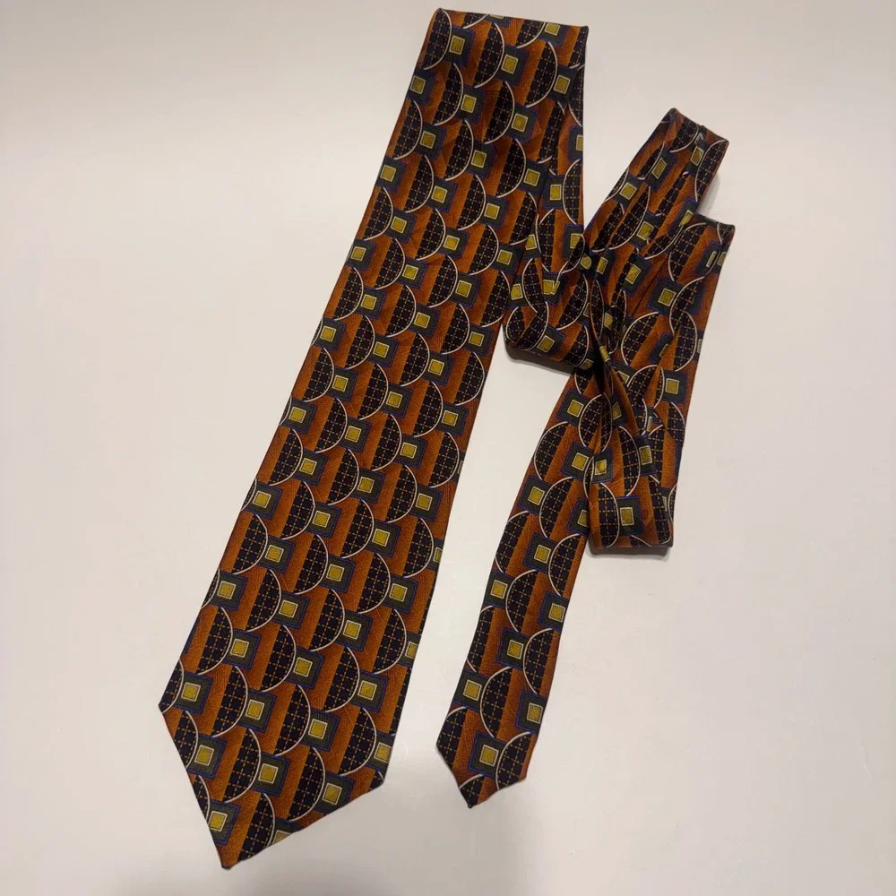 Zinc Men Geometric 100% Silk NeckTie Brown,‎ Blue, Gold Pattern, Business